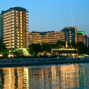 Bonita Golden Sands